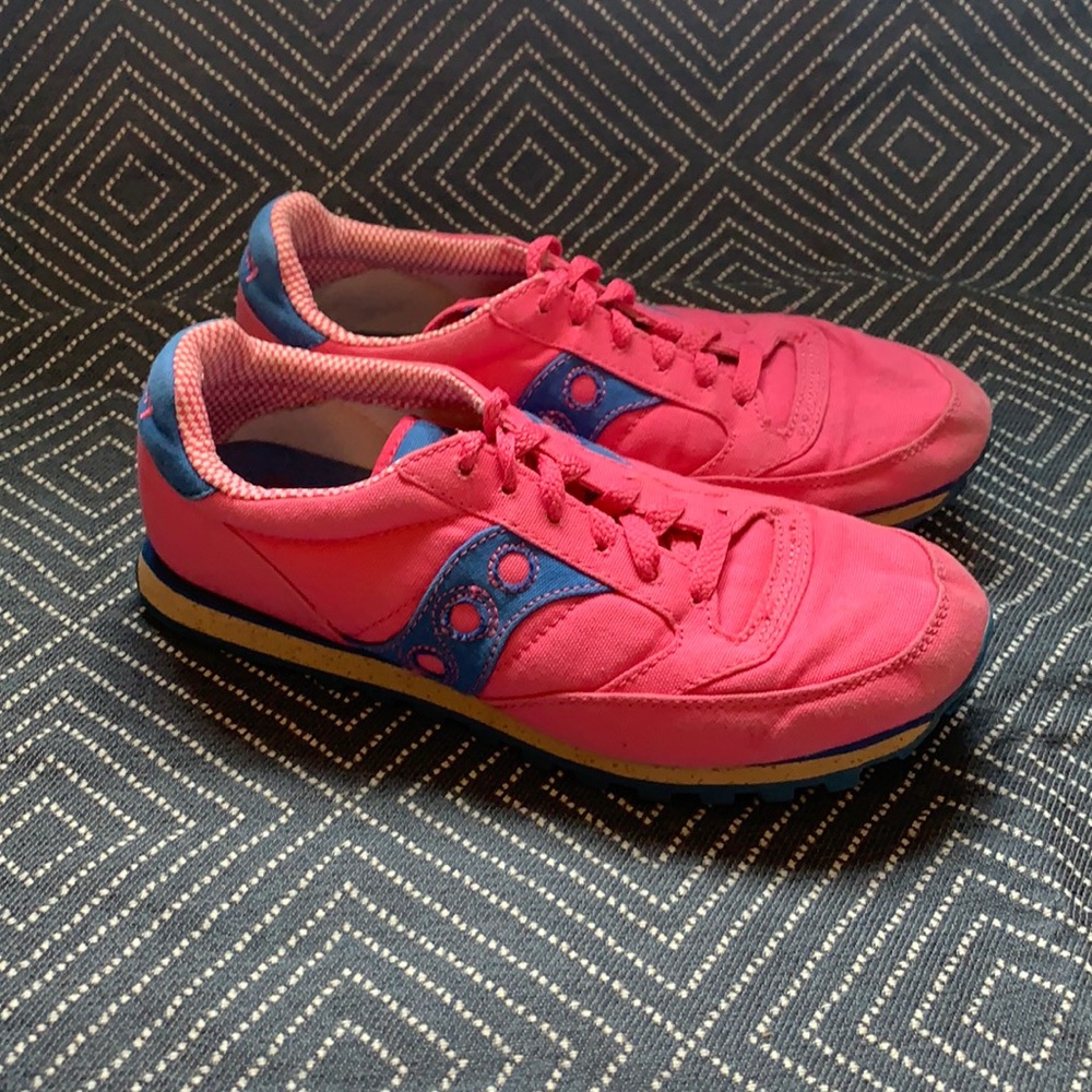 Saucony retro sneaker with cork heel detail